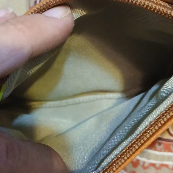 Vera pelle small crossbody. Item #1944 - Picture 5 of 8